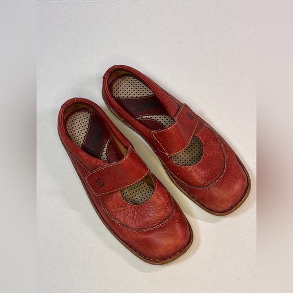 SOLD Born Red Pebbled Leather Mary Jane Shoes - Picture 1 of 6